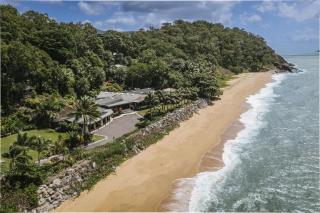 Trinity Beach Palace Luxury Estate by Belle Escapes - Trinity Beach - 5