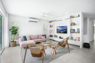Belle Escapes 94 Cascade Luxury Home Palm Cove - Palm Cove - 1