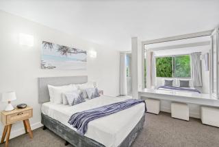 Belle Escapes Beachview Suite 1304 Drift Beachfront Resort - Palm Cove - 1
