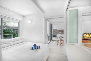 Belle Escapes Drift Beachfront Resort Suite 4101 - 2