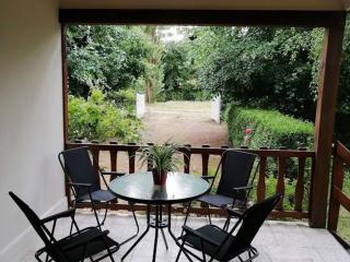 Chalet nature climatisé près d'une rivière avec terrasse, barbecue, et parking privé - FR-1-410-384 - Vaas - 2