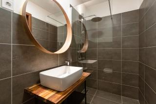 Free Parking Chain Bridge Home 4ppl, 2bdrm, Wifi, Smart TV, AC - 5