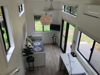 My Tiny Island Home - Nelly Bay - 5