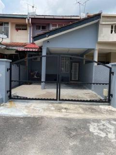 Entire House . 4 beds . EE Summer Guest House - Seremban - 6