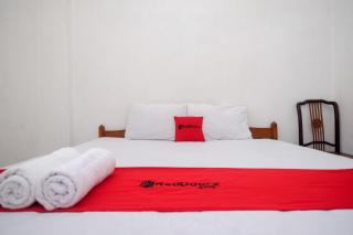 RedDoorz at H&W Hotel Solo - Solo - 8