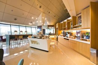 Ambassador Transit Lounge Terminal 2 - Singapore - 5