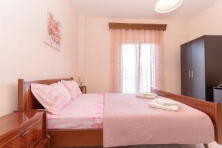 vickys family house - 1