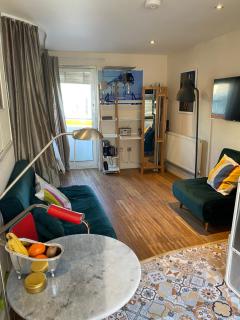 Little Brighton Beach Apartments - plus Spa & watersports - Brighton & Hove - 6