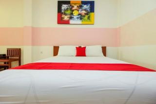 RedDoorz Near Jalan Jendral Sudirman - Manado - 5