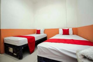 RedDoorz Near Jalan Jendral Sudirman - Manado - 7