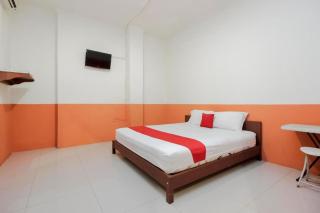 RedDoorz Near Jalan Jendral Sudirman - Manado - 9