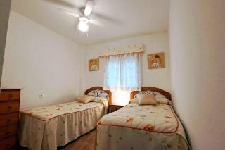 Apartamento en planta baja frente al paseo marítimo - 4
