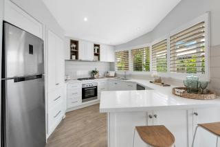 Peninsula Retreat - Rye - 2