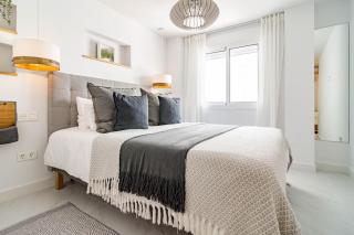 Awesome 3 bedroom apt metres from the beach RDR289 - Estepona - 5
