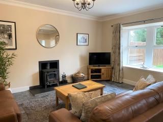 Cherry Blossom Cottage - 2