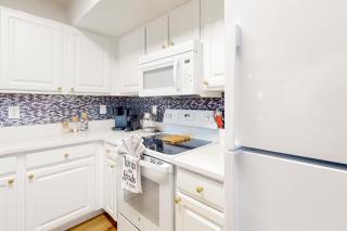 Beach Sunflower, Unit #516 - 2