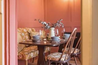 Rogue's Cottage - Secluded gem by the sea - 9