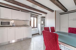 The Venice Red Door Apartment - Venice - 8