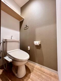 Love Asakusa Studio Apartment Sleeps 6 SkyTree View 3 Min to Sensoji Airport Direct Elevator Free WiFi - 3