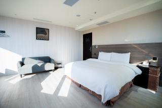 XinsheHotel - Chungli - 9