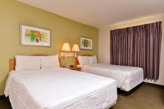 Americas Best Value Inn & Suites-Winnie - Winnie - 4
