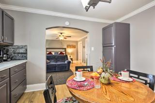 Modern Studio Apartment in Central Williamstown! - 2