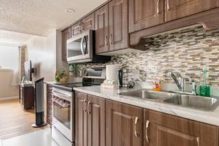 Self check-in spacious apartment with full Kitchen - 6