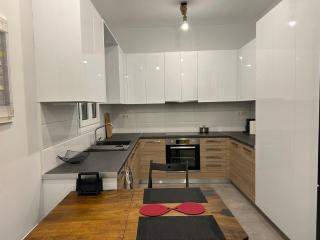ATHENS SEA VIEW GUEST HOUSE - Atene - 9