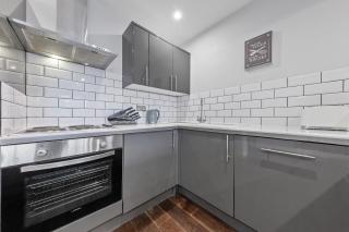 Majestic 4 at Reganway RW4 - London - 3