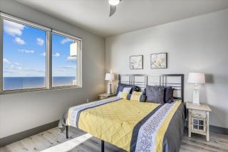 Shores of Panama 2003 - Renovated 2 bedroom, with Bunkroom Sleeps 6 with a Reserved Parking Space! condo - Panama City Beach - 7