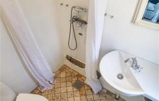 2 Bedroom Awesome Home In Svaneke - 9