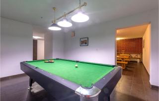 Gorgeous Home In Mravince With Sauna - 3