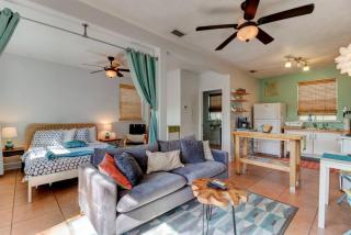 Spanish Bungalow Guest House - Daytona Beach - 8