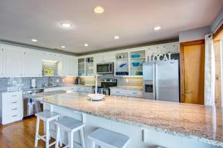 Cedar Creek Lakefront Vacation Rental with Pool - Gun Barrel City - 3