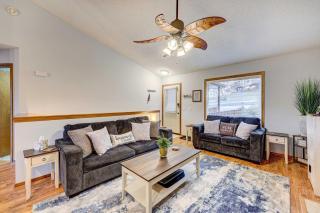 Holiday Island Vacation Rental with 2 Balconies - 7