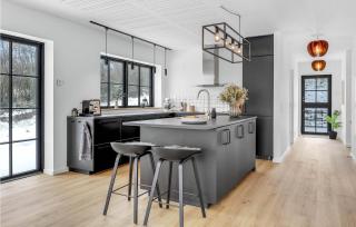 Awesome Home In Svaneke With Kitchen - 8