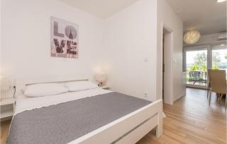 Apartments in Turanj, 20m from the beach - Sukošan - 1
