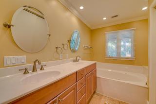 28 Surf Scoter 2nd Row Steps from the Beach Renovated - Hilton Head Island - 9