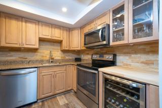 1737 Bluff Villas Renovated Tommy Bahama Villa Water Views Sleeps 6 Sea Pines - Hilton Head Island - 7