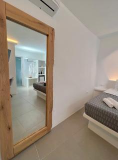 Oia Angle Cavehouse - Oia - 2