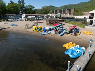 Marine Village Resort - Lake George - 3