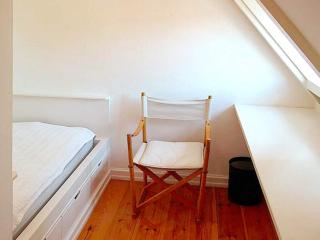 2 person holiday home in Bogense-By Traum - 8