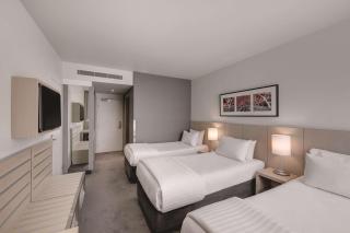 Travelodge Hotel Melbourne Docklands - 7