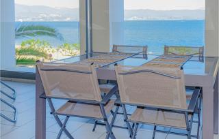 Gorgeous Apartment In Ajaccio - Ajaccio - 8