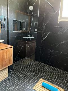 Le Pavillon du trou d'eau - 3