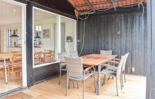 Four-Bedroom Holiday Home In Grasted - 3