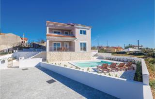 Stunning Home In Linardici With Wifi - 4