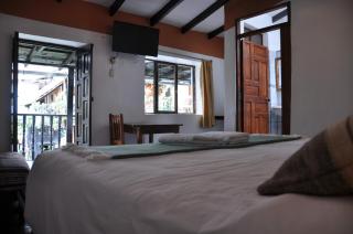 Las Orquideas Ollantaytambo IN - 7