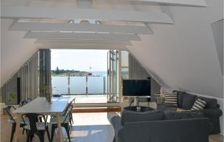 Three-Bedroom Apartment In Karrebaksminde - Karrebæksminde - 2