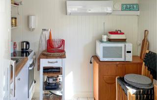 1 Bedroom Beautiful Home In Falkenberg - 8